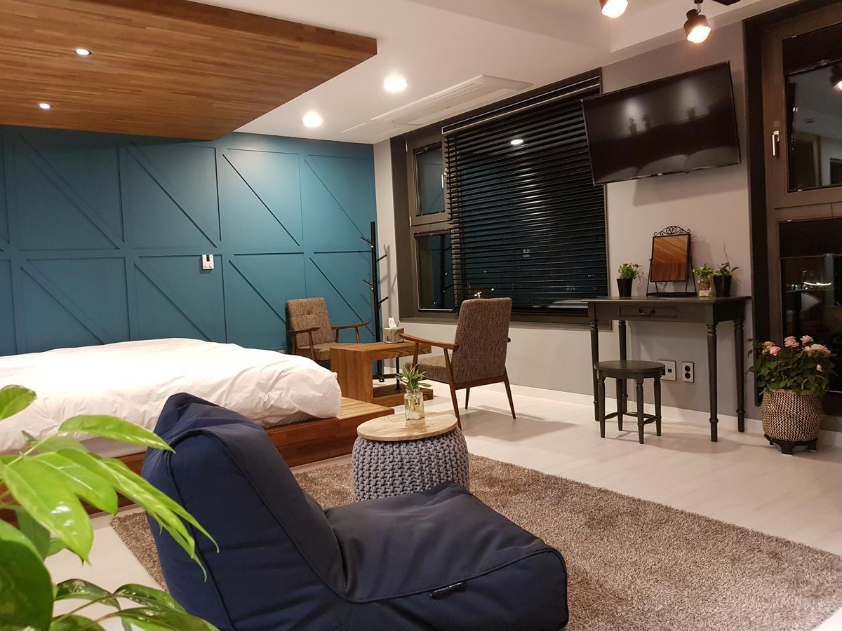 済州市 The Luce&Houseヴィラ エクステリア 写真